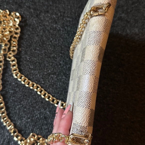 Louis Vuitton Long Wallet in a Chain / Ivory Damier / Retrofitted! - Picture 7 of 12